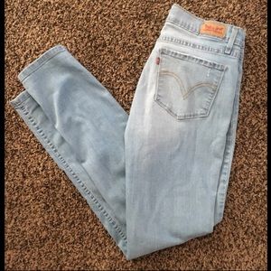 Levi’s 524 Skinny Jeans